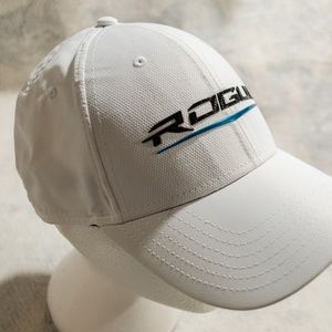 callaway rogue golf hat